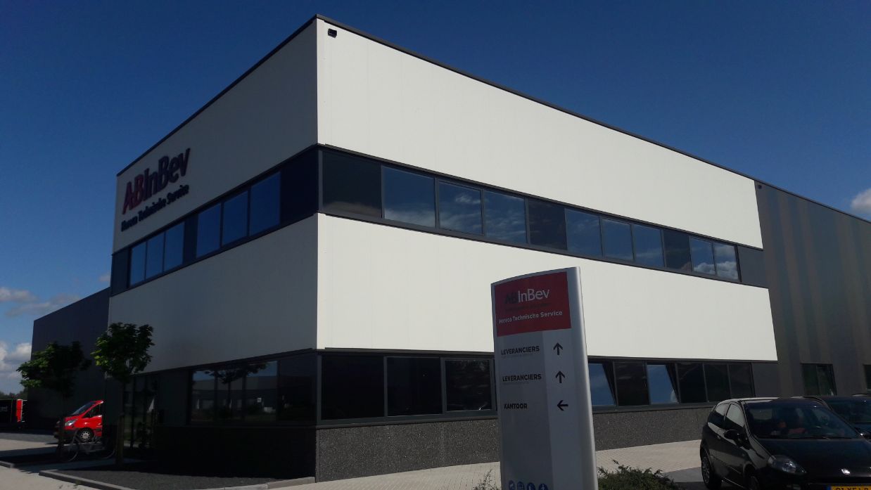 AB  <a href='/aktie/profil/51-ab-inbev'>AB InBev</a> 