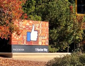 Facebook analist