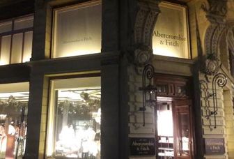 Abercrombie fitch amsterdam analist
